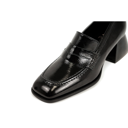 I'M NOT GOING ANYWHERE